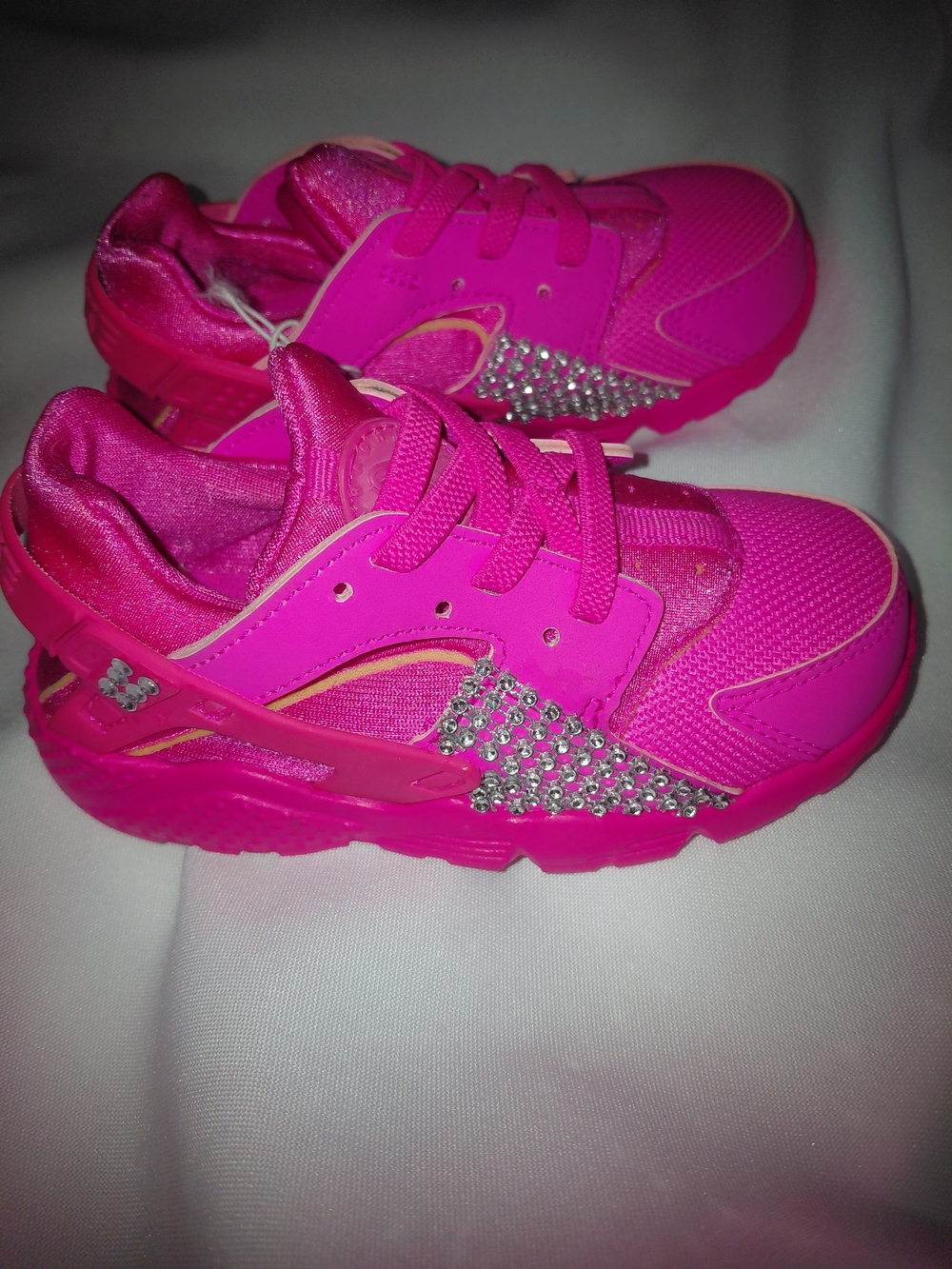 Girls Bright Pink Nike Huraches